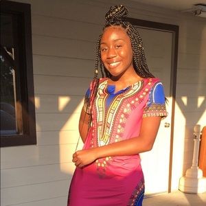 Meet your Posher, Aunyé